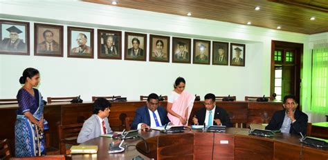 Faculty of Indigenous Medicine, University of Colombo signs an MOU with ...