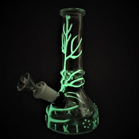 Glow in the Dark Glass Bong - Kings Pipes