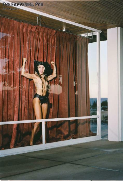Miley Cyrus Nude Photos The Fappening