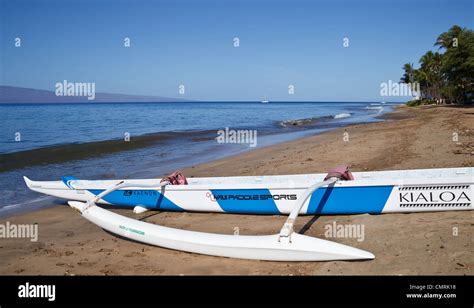 Outrigger Canoe Hi Res Stock Photography And Images Alamy