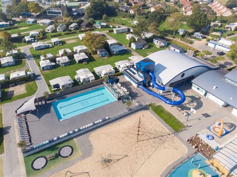 Verwarmd Buitenbad Camping De Paardenkreek Kortgene Zeeland Van