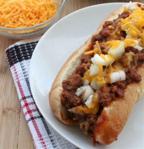 Ultimate Chili Cheese Dog Recipe - Thrifty Jinxy