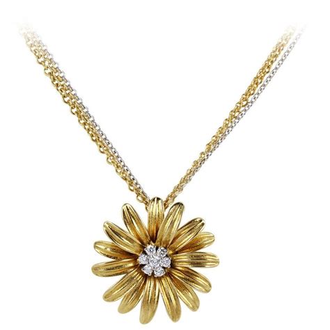 Diamond Gold Flower Pendant Diamond Pendant Sets