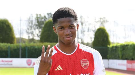 Chido Obi Martin Arsenal Youth Player Scores 10 Goals For U16 Side In