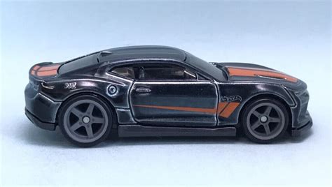 Машинка Базова Hot Wheels Camaro SS Super Treasure Hunt STH Dream Garage HTF Black