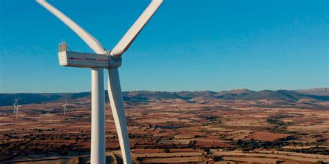 Acciona Energ A Earns Million And Maintains A Strong Pace