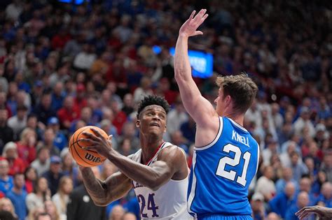 Byu Ends No 7 Kansas 19 Game Home Win Streak 76 68 Wfxrtv