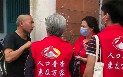 “她潜伏了27年”！江西幼儿园老师被警方逮捕，家长得知她真实身份，吓得冒冷汗财经头条