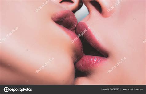Two Women Kissing Lesbian Couple Kiss Lips Sexy Lesbian Lovers