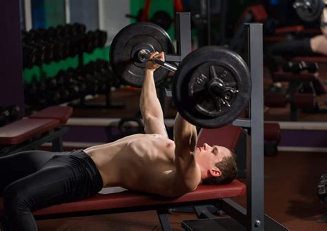 Bench Press Vs Push Ups Which One Should You Do Fitness Volt