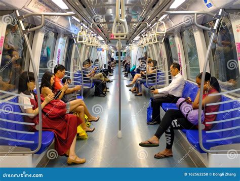 Singapore 21 Mar 2018 Passengers In A Crowded Mass Rapid Transit