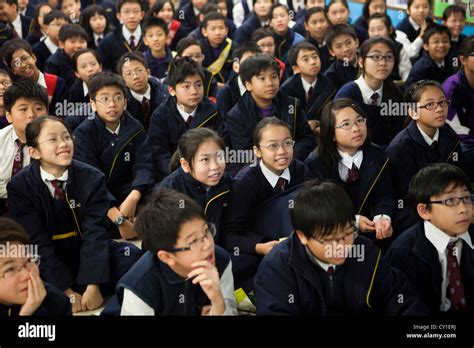 Girls uniform school primary hi-res stock photography and images - Alamy