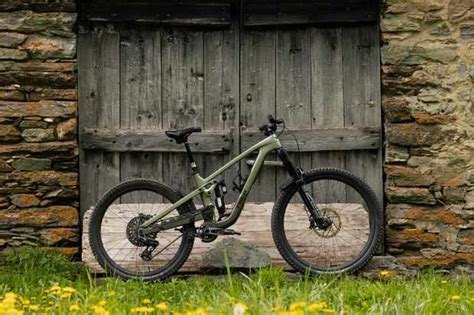 New Trek Slash gains high-pivot suspension so you can push your limits ...