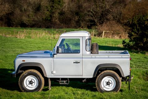 Land Rover Defender Pick Up Owner Miles Cp Rxz