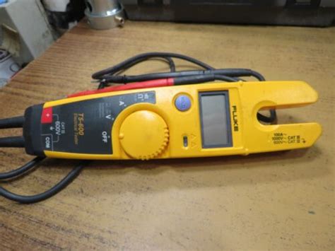 Fluke T5 600 Electrical Tester Digital Meter Ebay