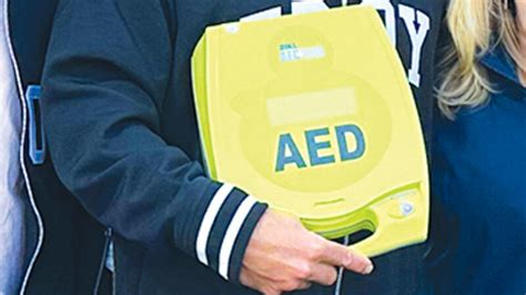 Troy High School receives new AED