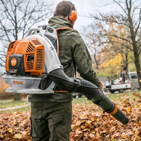 Stihl Magnum Backpack Blower BR800 C E Burns Mower World