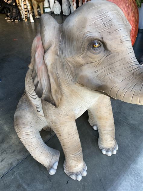 Sitting Elephant Statue Lm Treasures