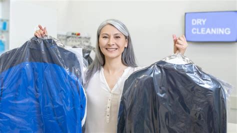 Understanding What Is Dry Cleaning And How Dry Cleaning Process Works