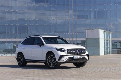 Mercedes Apresenta Novo Glc H Brido Mais Itens De Seguran A