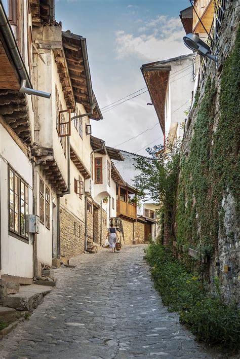 Old Town Street and Houses View of Veliko Tarnovo Bulgaria Editorial ...