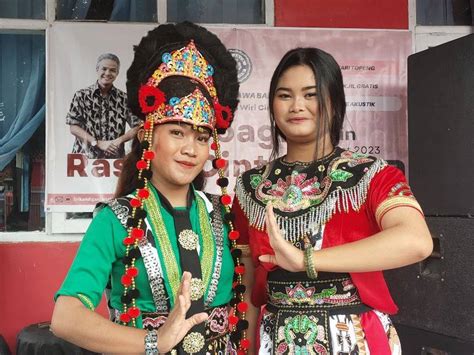 Melestarikan Kesenian Srikandi Ganjar Gelar Tari Topeng Cirebon Genpi Co