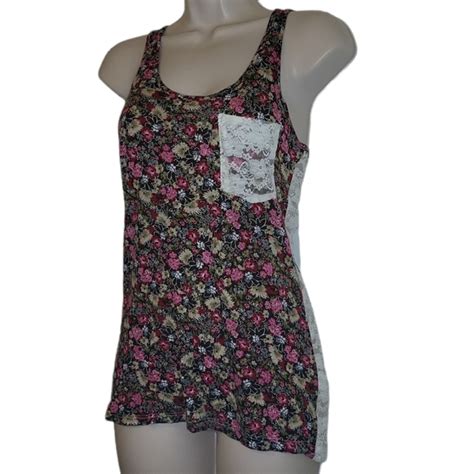 Love Culture Tops Love Culture Cute Summer Floral Tank Top Pocket Lace Racer Back M Poshmark