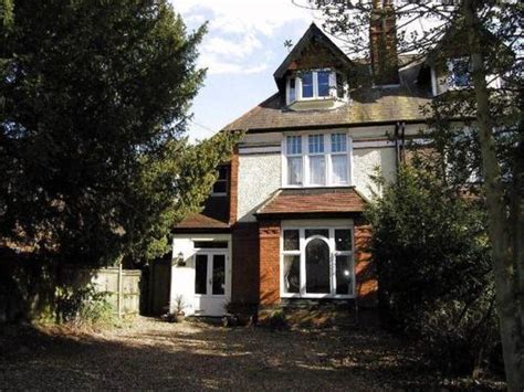 Property Valuation 107 Aldenham Road Bushey Hertsmere WD23 2LU