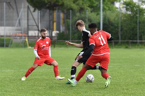 DST 22 005373 FC Schwerzenbach FC Rot Weiss Winikon Vom Flickr