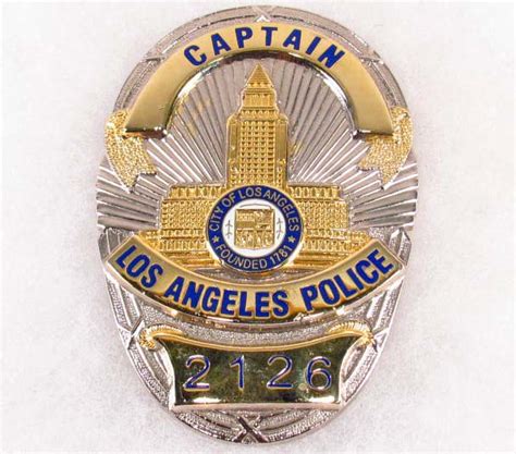 Movie Prop Los Angeles Police Department Lapd Captain Law Badge