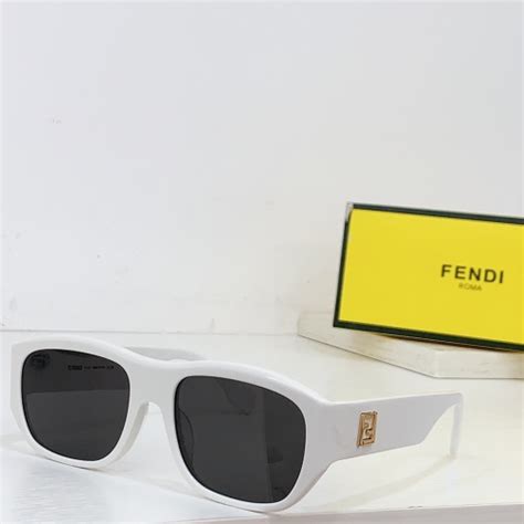 Wholesale Replica Glasses And Sunglasses Fake Accessories