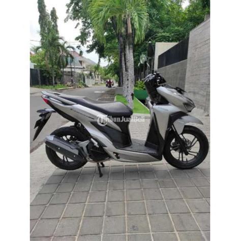 Motor Honda Vario Th 2019 L Sby Bekas Surat Lengkap Pajak Jalan Di