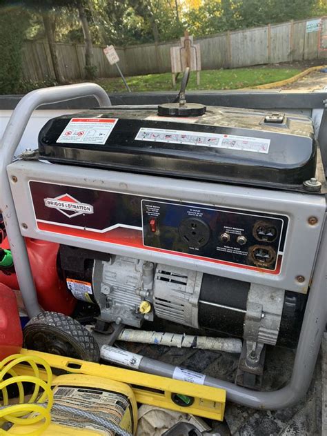 Briggs And Stratton Portable Generator 3500 Watts 4375 Starting Watts For Sale In Everett Wa