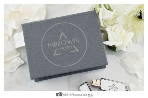 Small Elegant USB Gift Box Personalised USB Memory Sticks Gift