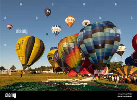 Bristol Balloon Fiesta Hi Res Stock Photography And Images Alamy