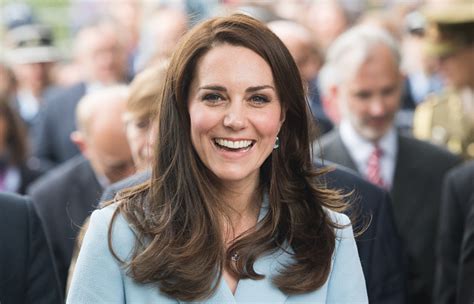 Kate Middleton sofreu bullying de meninas malvadas na adolescência