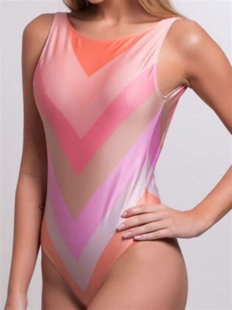 Body Nude Perfeito Moda Praia Feminina Livre E Leve Nunca Usado Enjoei