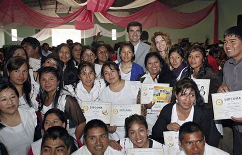 Cr Nicas De La Tierra Sin Mal Nazareno Salta Argentina Egresaron