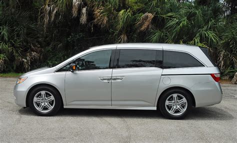 2013 Honda Odyssey Touring Elite Review Test Drive Automotive Addicts