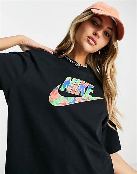 Nike boxy graphic t-shirt in black | ASOS