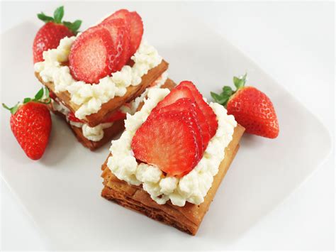 Millefeuille Aux Fraises Recette De Millefeuille Aux Fraises Marmiton