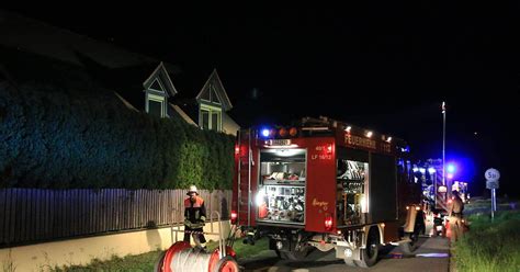 Brand In Wohnhaus In Ro Dorf Rauchmelder Verhindert Schlimmeres