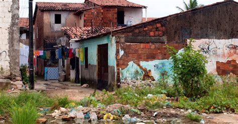 Pobreza Extrema Cai No Distrito Federal E Em 25 Estados Do Brasil Em