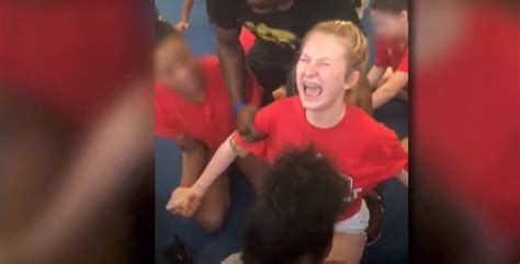 Video Hs Cheerleaders Screaming In Pain Forced To Do Splits The Bench Wire