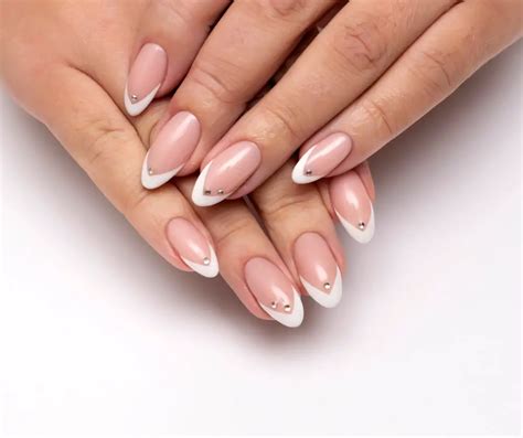 Almond Nail Designs You Will Love Social Beauty Club Atelier Yuwa