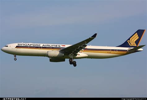 V Stm Airbus A Singapore Airlines Thomas Loh Y H