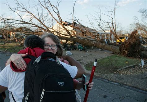 Sobe Para 29 Número De Mortos Por Tornados E Tempestades Nos Eua Cnn