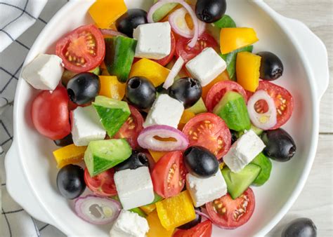 Салат греческий с курицей - рецепт с фото и пошаговой инструкцией Cook Help