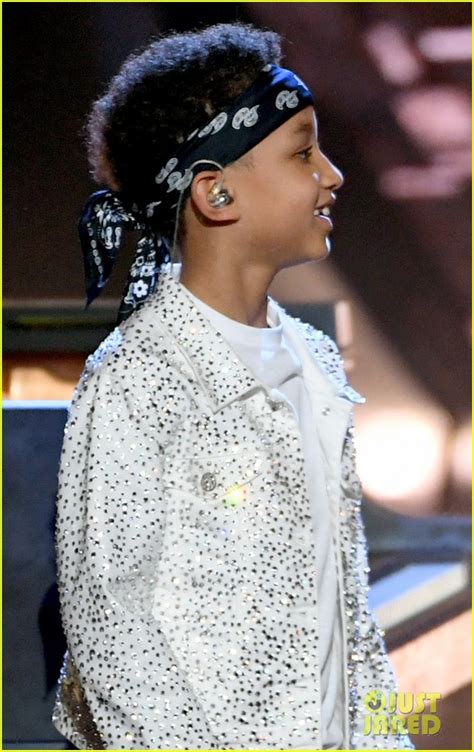 Alicia Keys Brings Son Egypt On Stage During Iheartradio Music Awards