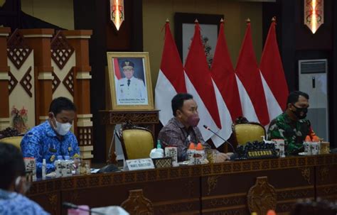 Setda Prov Kalteng Gubernur Sugianto Sabran Pimpin Rapat Percepatan